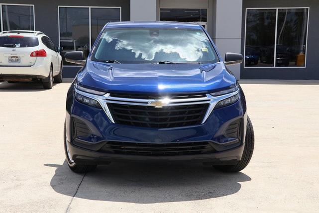 Photo of 2022 Blue Glow Metallic Chevrolet Equinox