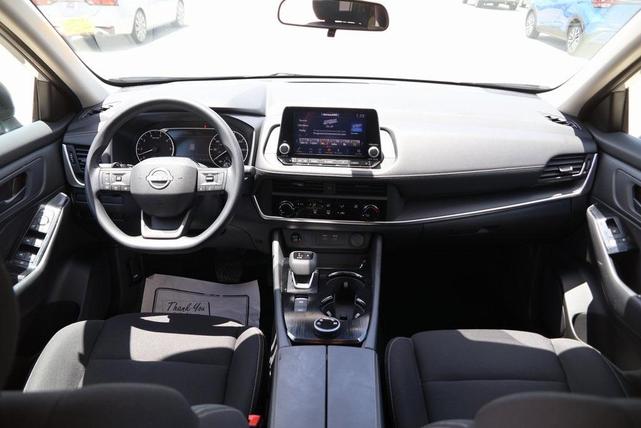 Photo of 2025 Brilliant Silver Metallic Nissan Rogue