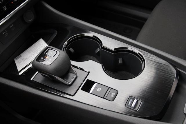 Photo of 2025 Scarlet Ember Nissan Rogue