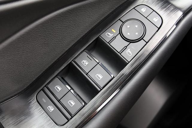 Photo of 2025 Scarlet Ember Nissan Rogue