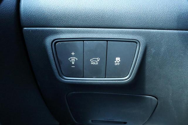 Photo of 2023 Amazon Gray Hyundai TUCSON