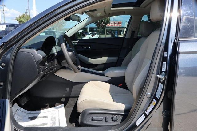 Photo of 2024 Gray Honda Accord