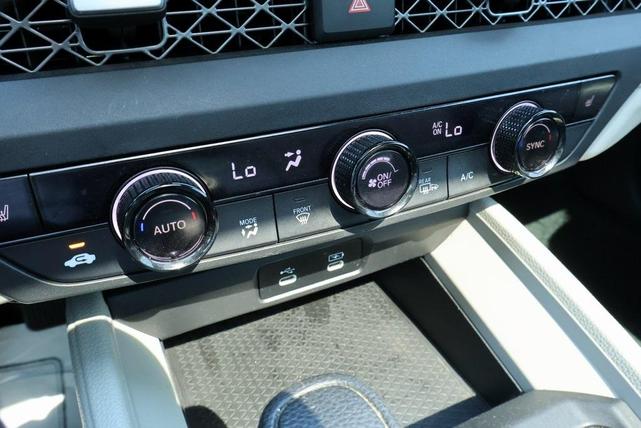 Photo of 2024 Gray Honda Accord
