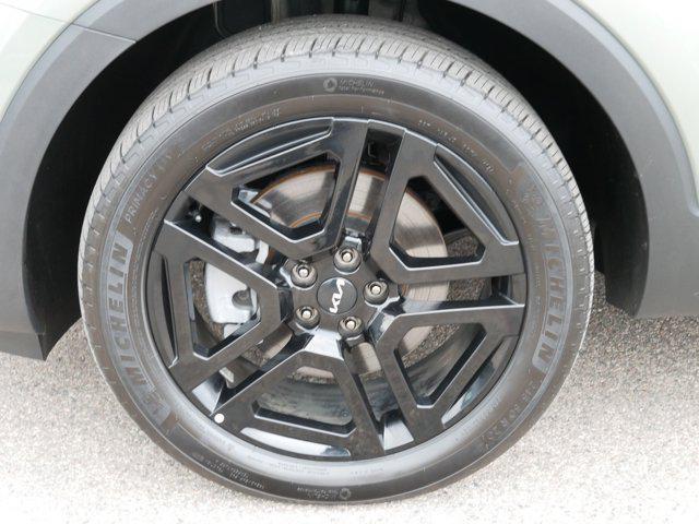 Photo of 2024 Jungle Green Kia Telluride