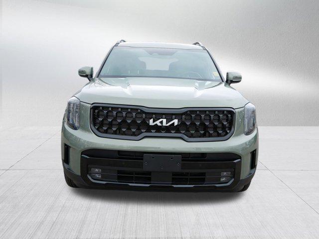 Photo of 2024 Jungle Green Kia Telluride