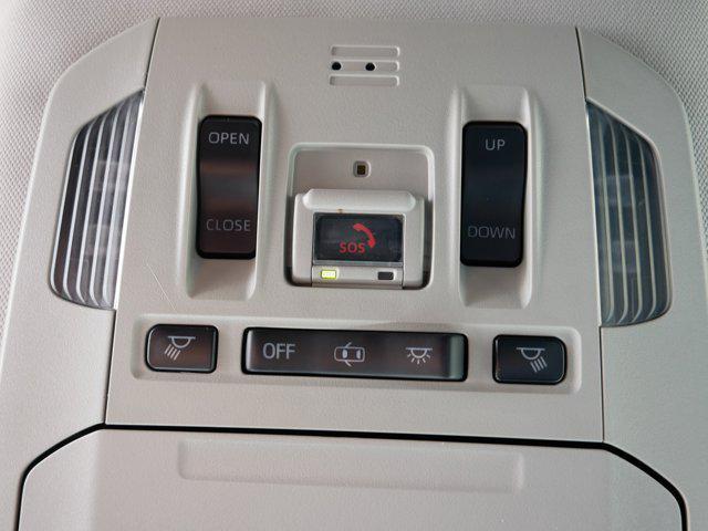 Photo of 2021 Celestial Silver Metallic Toyota Highlander