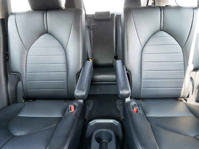 Photo of 2021 Celestial Silver Metallic Toyota Highlander