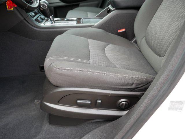 Photo of 2017 Summit White Chevrolet Traverse