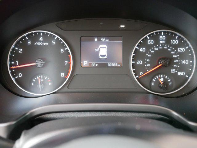 Photo of 2023 Snow White Pearl Kia Seltos