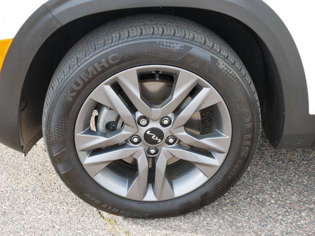 Photo of 2023 Snow White Pearl Kia Seltos