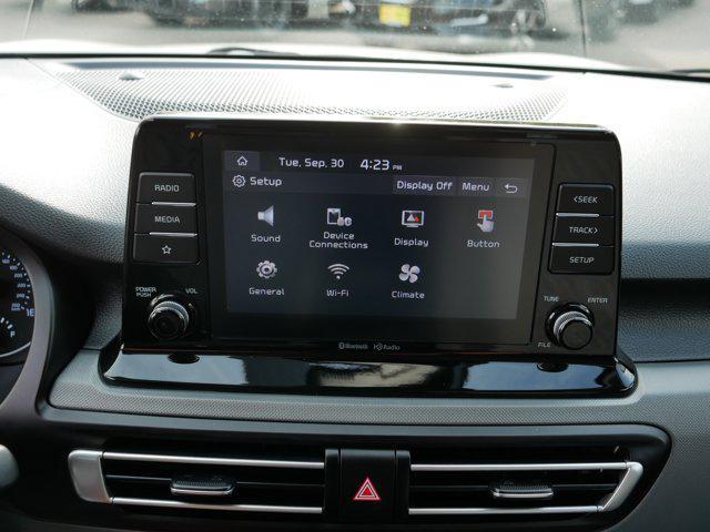 Photo of 2023 Snow White Pearl Kia Seltos