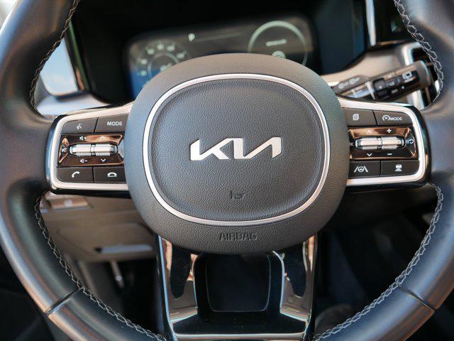 Photo of 2023 Wolf Gray Kia Sorento