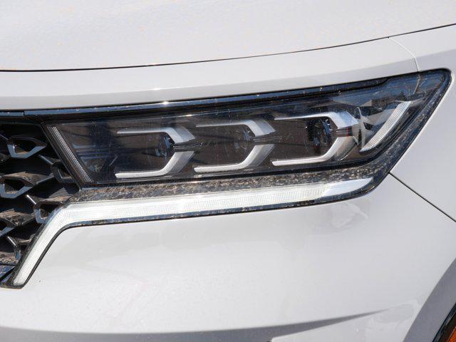 Photo of 2023 Wolf Gray Kia Sorento