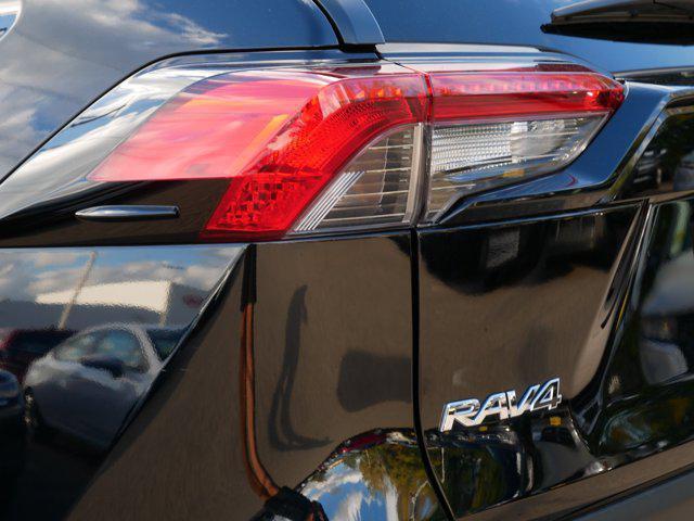 Photo of 2020 Midnight Black Metallic Toyota RAV4
