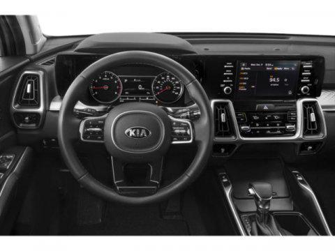 Photo of 2021 Glacial White Pearl Kia Sorento
