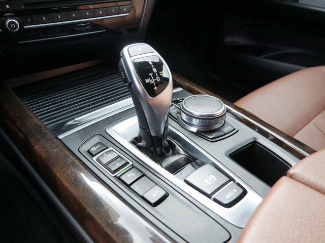 Photo of 2018 Mineral White Metallic BMW X5