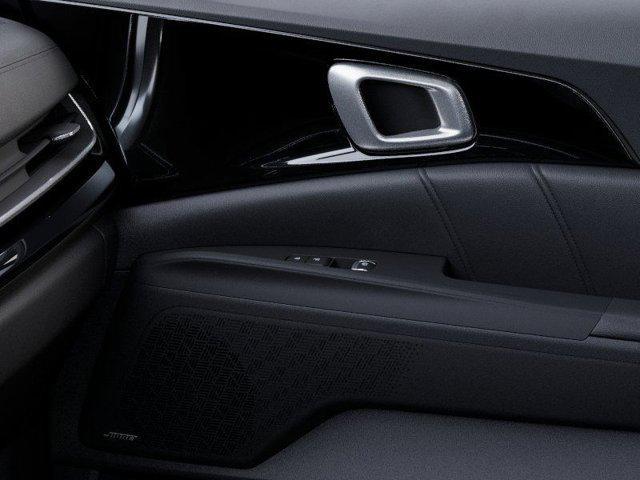 Photo of 2026 Ceramic Silver Kia Carnival Hybrid