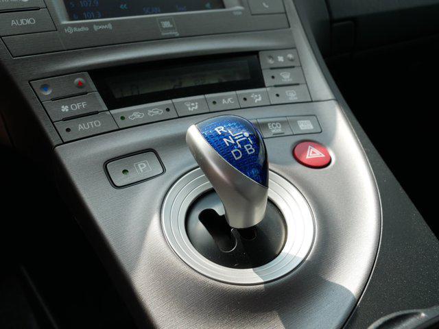 Photo of 2012 Winter Gray Metallic Toyota Prius