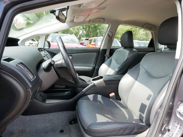 Photo of 2012 Winter Gray Metallic Toyota Prius
