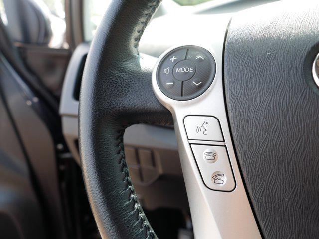 Photo of 2012 Winter Gray Metallic Toyota Prius