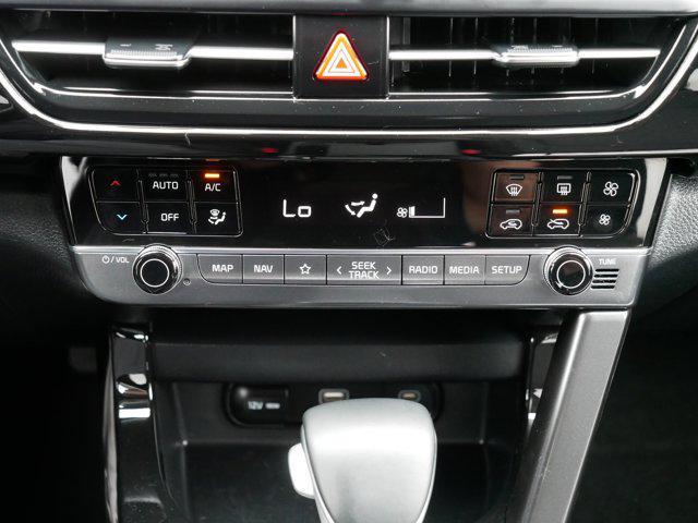 Photo of 2024 Steel Gray Kia Seltos