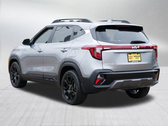 Photo of 2024 Steel Gray Kia Seltos