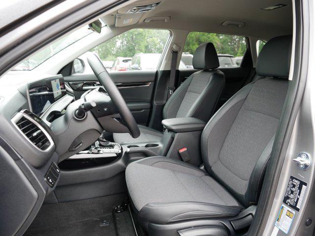 Photo of 2024 Steel Gray Kia Seltos