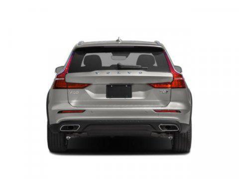 Photo of 2020 Crystal White Pearl Metallic Volvo V60 Cross Country