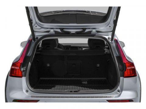 Photo of 2020 Crystal White Pearl Metallic Volvo V60 Cross Country