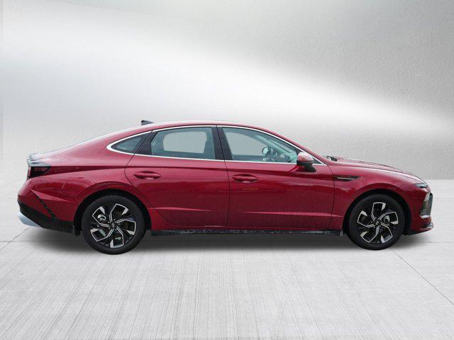 Photo of 2024 Ultimate red Hyundai SONATA