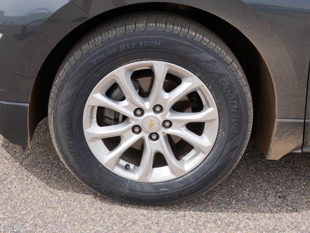 Photo of 2018 Nightfall Gray Metallic Chevrolet Equinox
