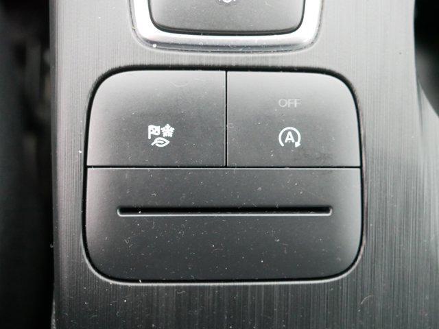 Photo of 2020 Star White Metallic Tri-Coat Ford Escape