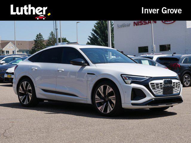 Photo of 2024 Glacier White Metallic Audi Q8 e-tron