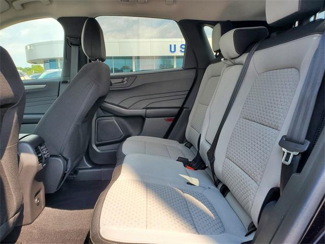 Photo of 2023 Black Metallic Ford Escape