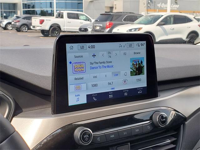 Photo of 2023 Black Metallic Ford Escape