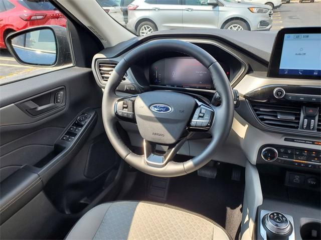 Photo of 2023 Black Metallic Ford Escape