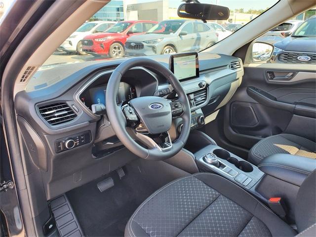 Photo of 2023 Agate Black Metallic Ford Escape
