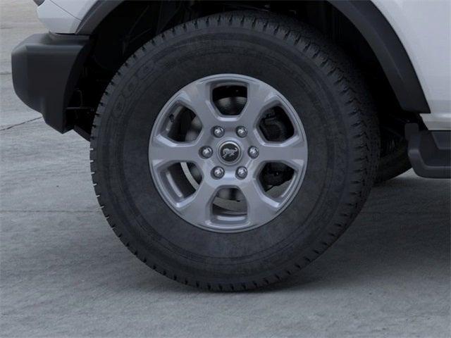 Photo of 2025 White Ford Bronco