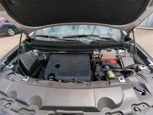 Photo of 2022 Silver Ice Metallic Chevrolet Traverse