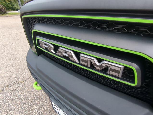 Photo of 2020 Granite Crystal Metallic Clearcoat RAM 1500 Classic