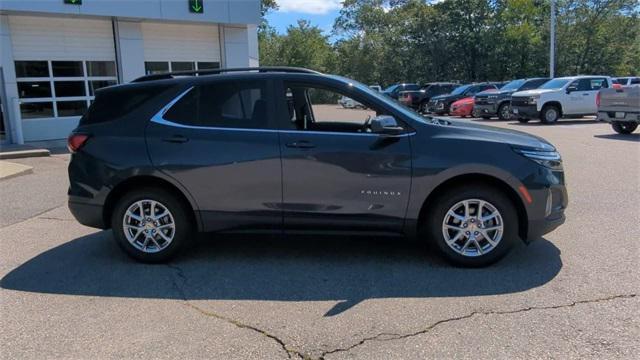 Photo of 2022 Iron Gray Metallic Chevrolet Equinox