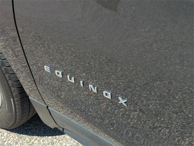 Photo of 2022 Iron Gray Metallic Chevrolet Equinox