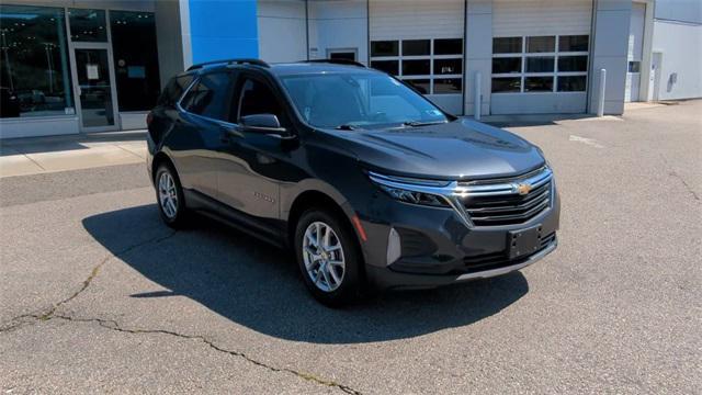 Photo of 2022 Iron Gray Metallic Chevrolet Equinox