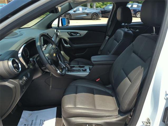 Photo of 2022 Summit White Chevrolet Blazer