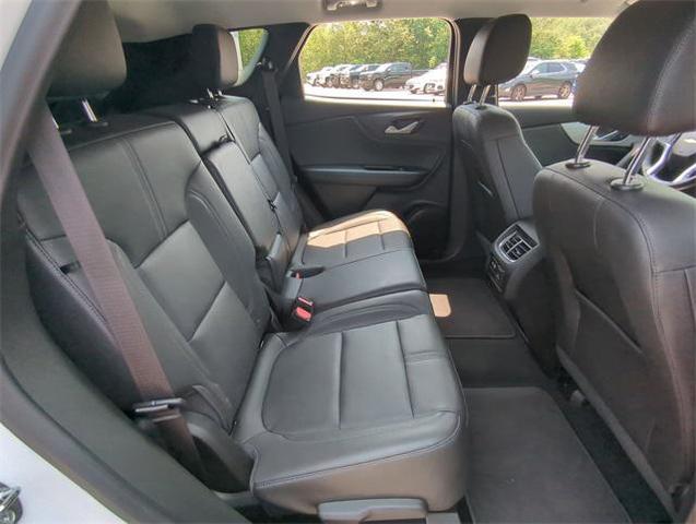 Photo of 2022 Summit White Chevrolet Blazer