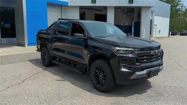 Photo of 2025 Black Chevrolet Colorado