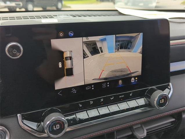 Photo of 2025 Black Chevrolet Colorado