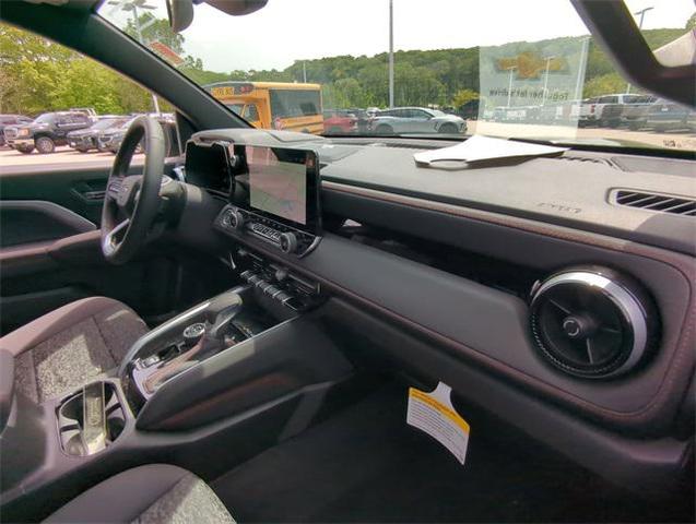 Photo of 2025 Black Chevrolet Colorado