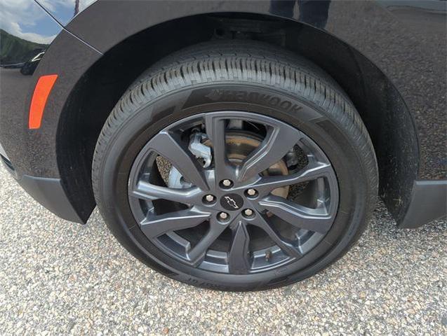 Photo of 2024 Mosaic Black Metallic Chevrolet Equinox