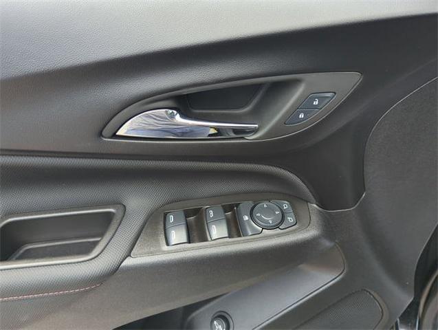 Photo of 2024 Mosaic Black Metallic Chevrolet Equinox